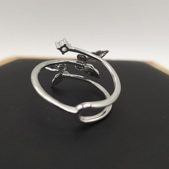 Silver 925 Adjustable Butterfly Ring - Natural Size 9 (NWOT) - Picture 4 of 6